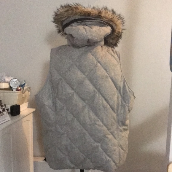 LANDS END 🆕 *NWOT* FAUX FUR DOWN VEST LIGHT GREY HEATHER Size 3X / 24W-26W - Picture 5 of 11